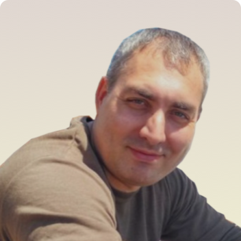 Александр Родионов